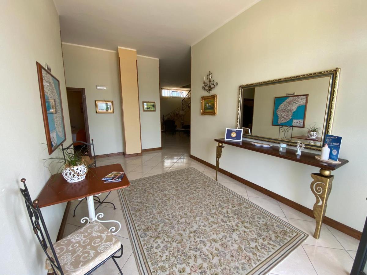 Kalinifta Residence Carpignano Salentino Exterior foto